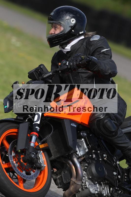 Archiv-2025/10 23.04.2025 Cornu Master School ADR/gruen-vert/30